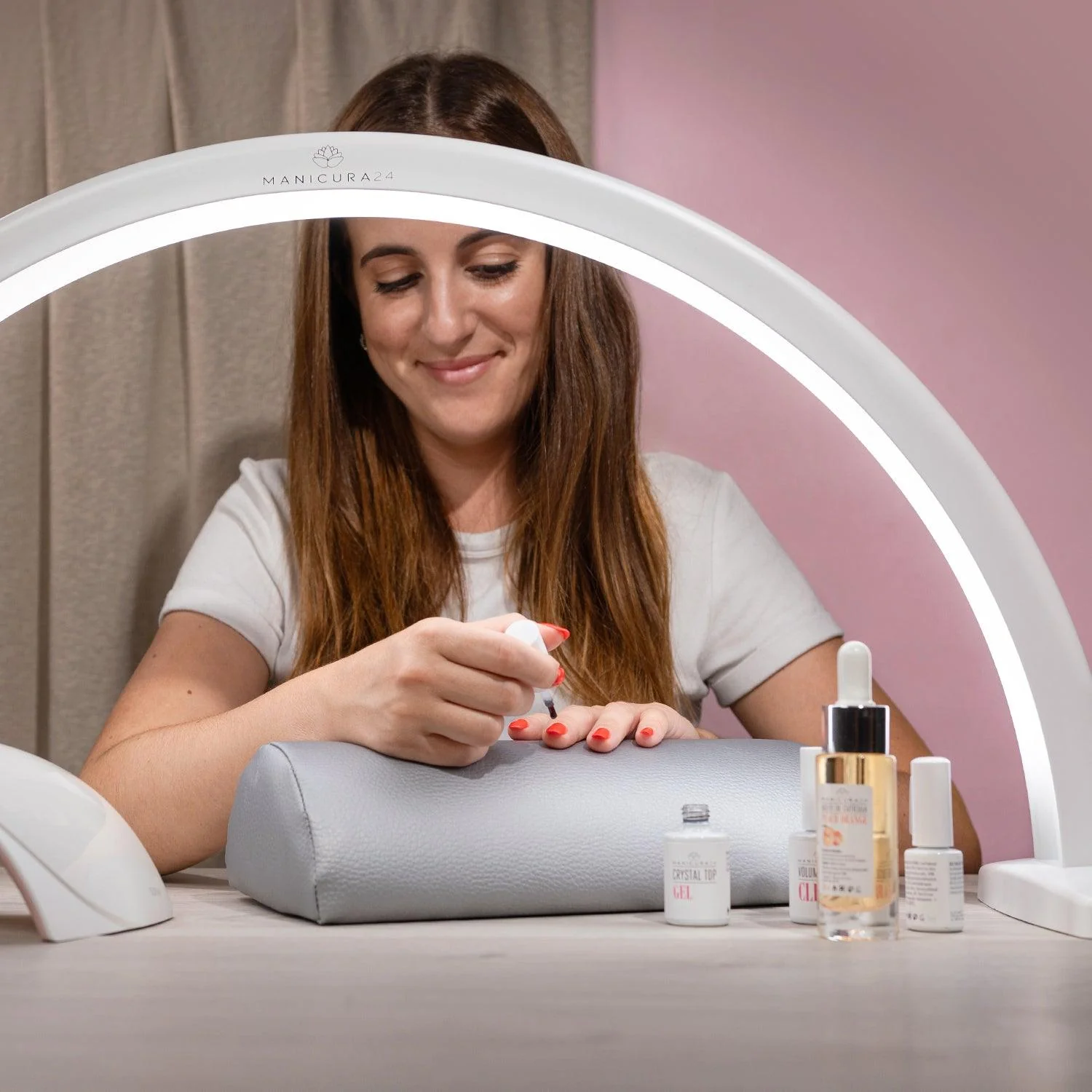 Lámpara de Mesa LED con Soporte para Móvil - Image 2