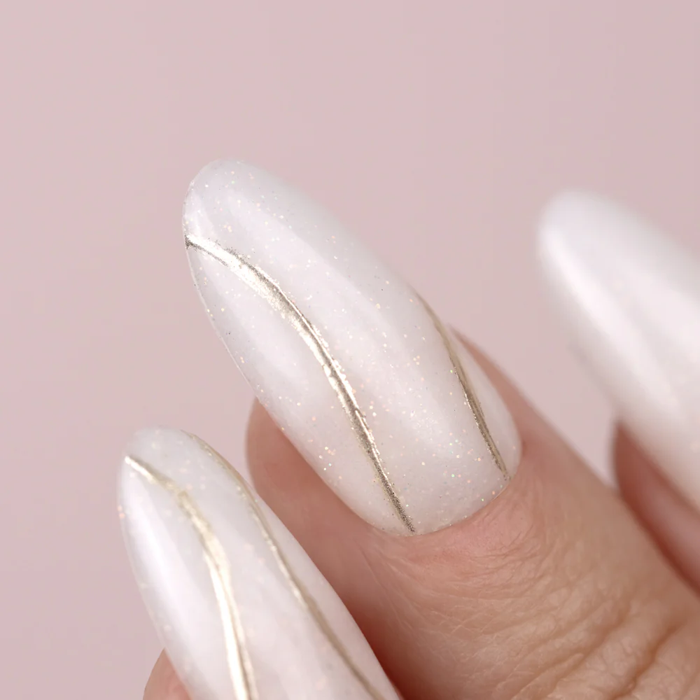 Hard Base Holographic White - Image 4